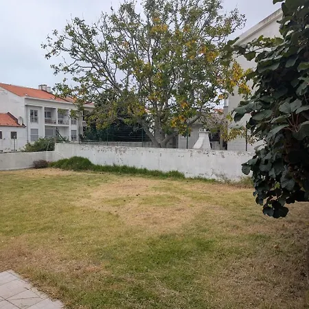 Casa 5 Apartment *